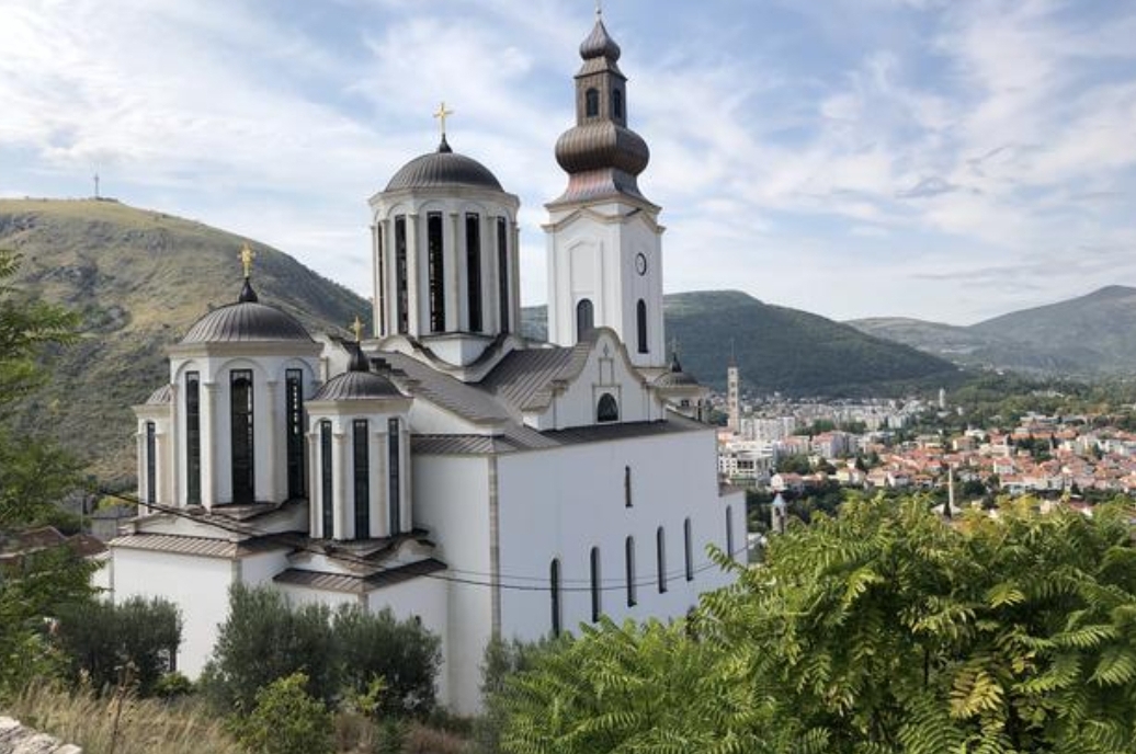 Саборна црква у Мостару опљачкана и девастирана